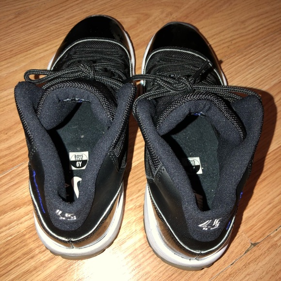 AIR JORDAN 11 RETRO BG (GS) SPACE JAM 2016 RELEASE